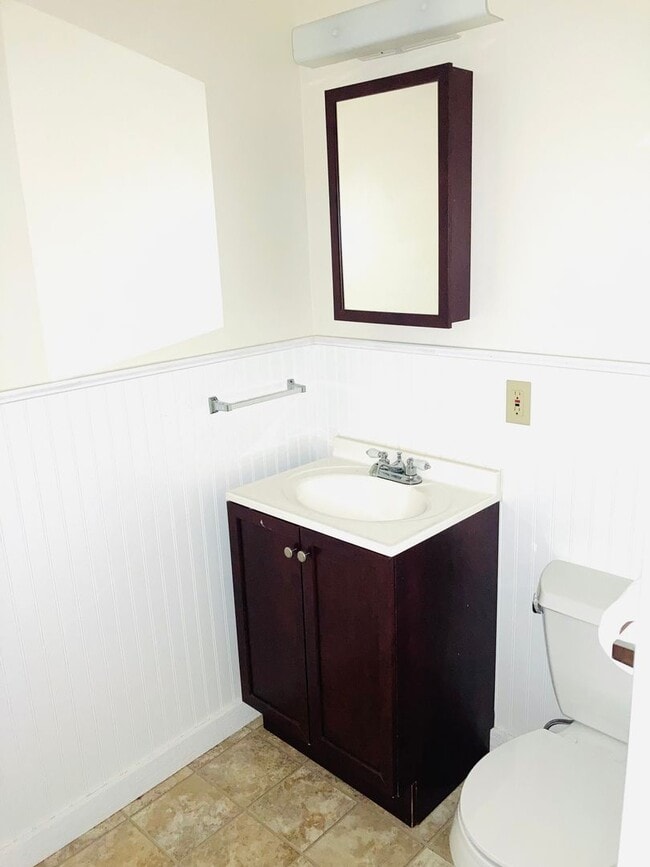 Building Photo - Great Home Great Location