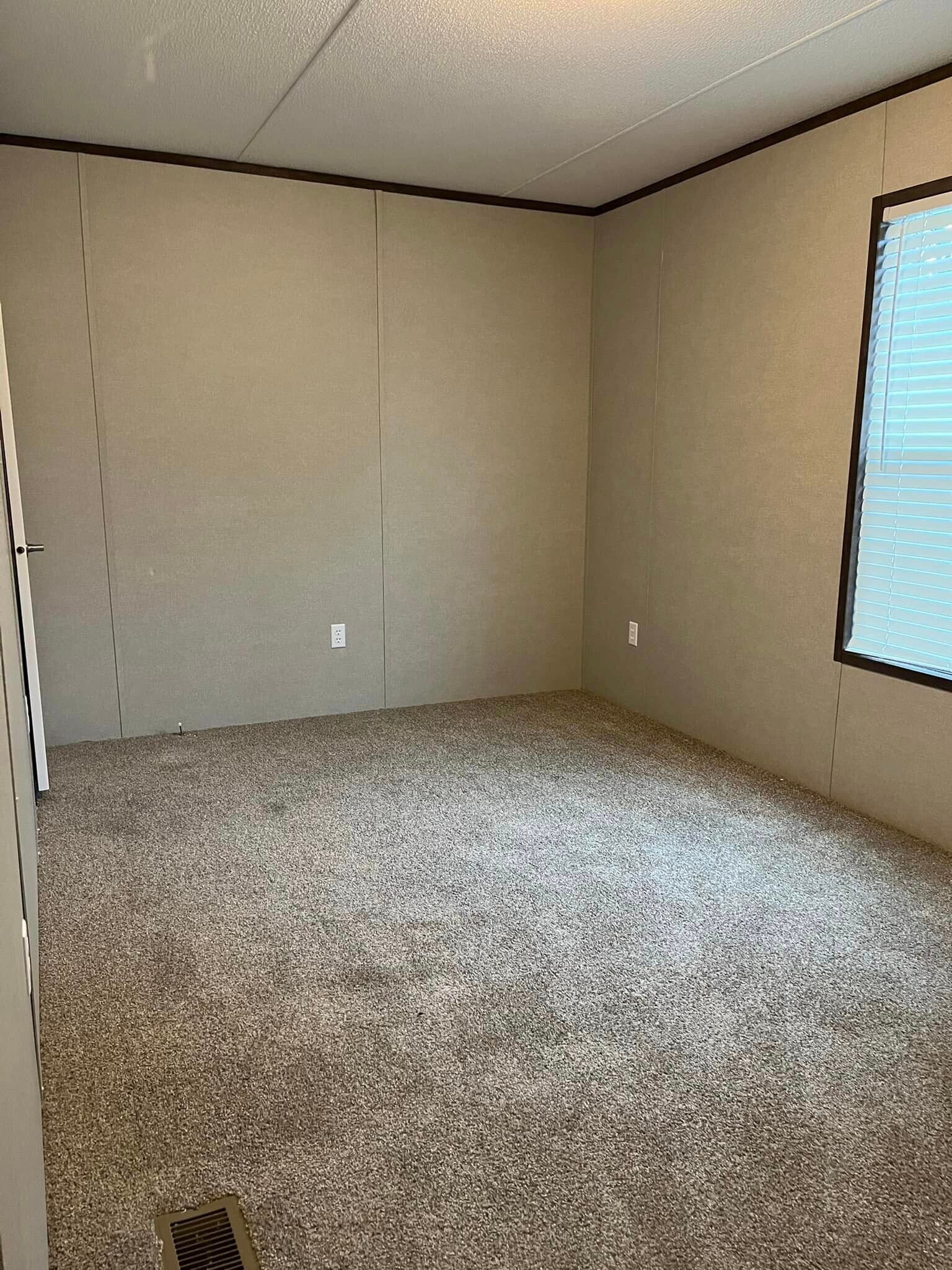 Building Photo - 117 Betty St