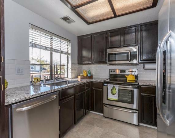 Building Photo - 2528 Yerba Hills Ct