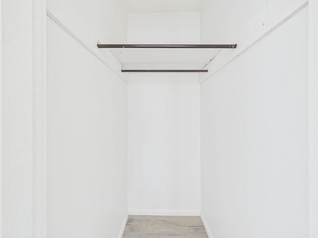 Building Photo - 3008 Westhaven Dr