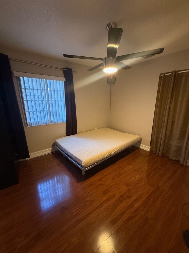 Building Photo - 14912 SW 143rd Ct