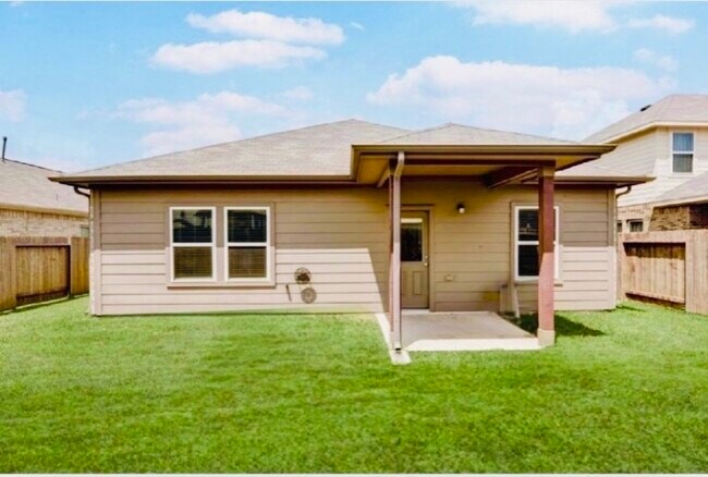 Building Photo - 8626 Willet St