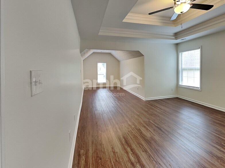 Building Photo - 555 Fosters Mill Ln NW
