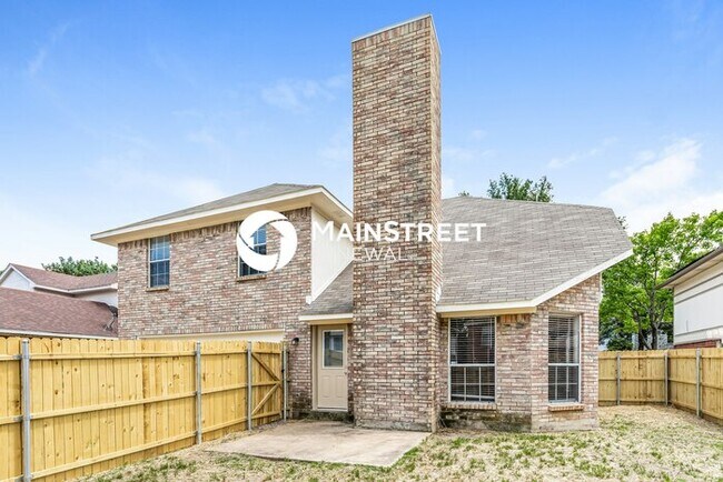 Building Photo - 4 Bedroom Pet-Friendly Home in Cedar Hill, TX with Main Street Renewal