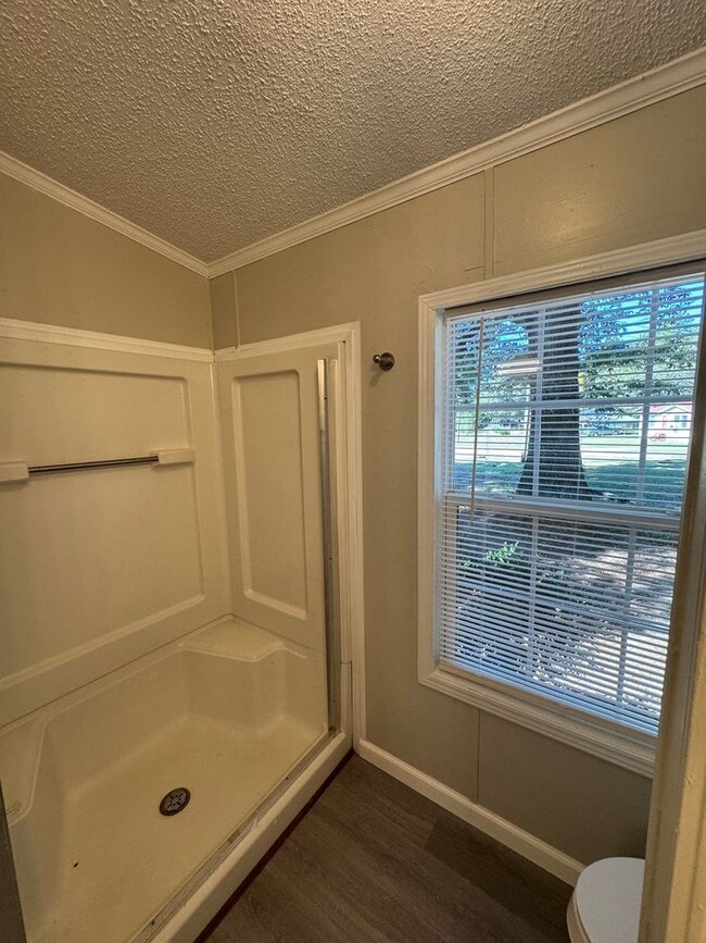 Building Photo - 236 Kue Pass