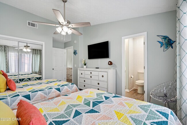 Building Photo - 237 St Katherine Blvd