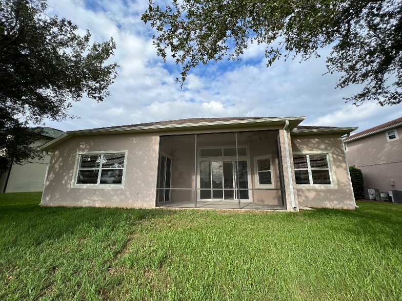 Building Photo - 4000 Liberty Hill Dr