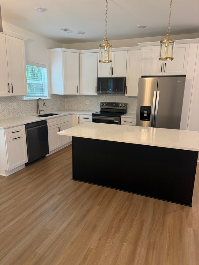 Building Photo - 226 Dunnbrook Dr
