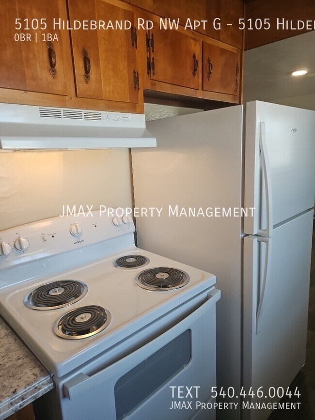 Building Photo - 5105 Hildebrand Rd NW