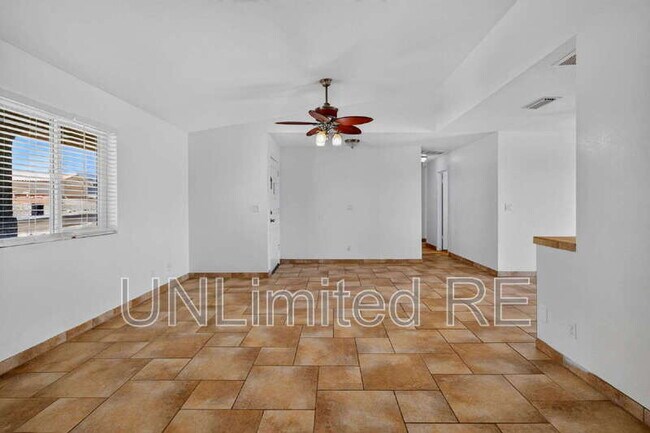 Building Photo - 2250 Atlantic Dr