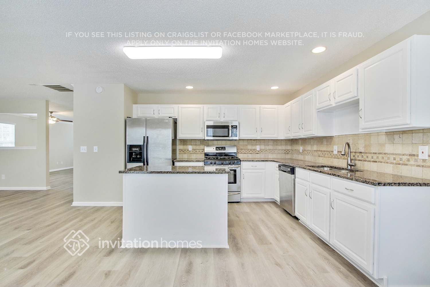 Building Photo - 161 Parkview Ln