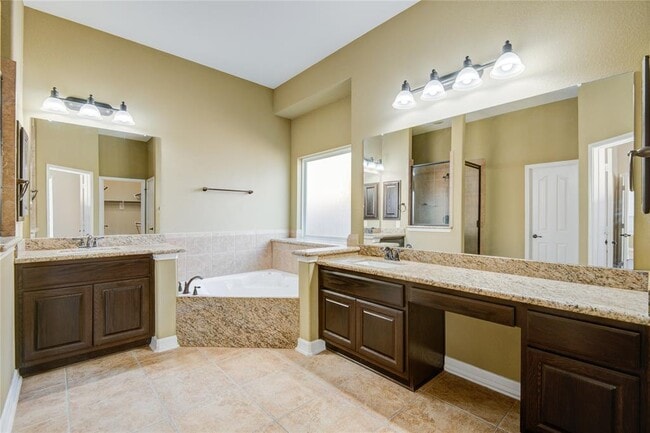 Building Photo - 25410 Lancaster Pine Dr