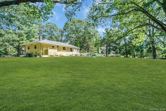 Building Photo - 69 Squiretown Rd