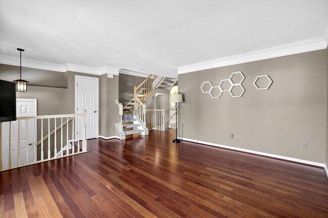 Building Photo - Charming Limestone Hills West Townhome - C...
