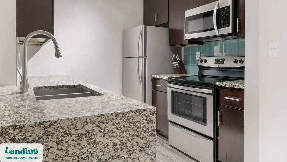 Building Photo - 2745 Holcomb Bridge Rd