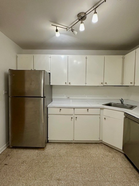 Building Photo - 1516 Hinman Ave