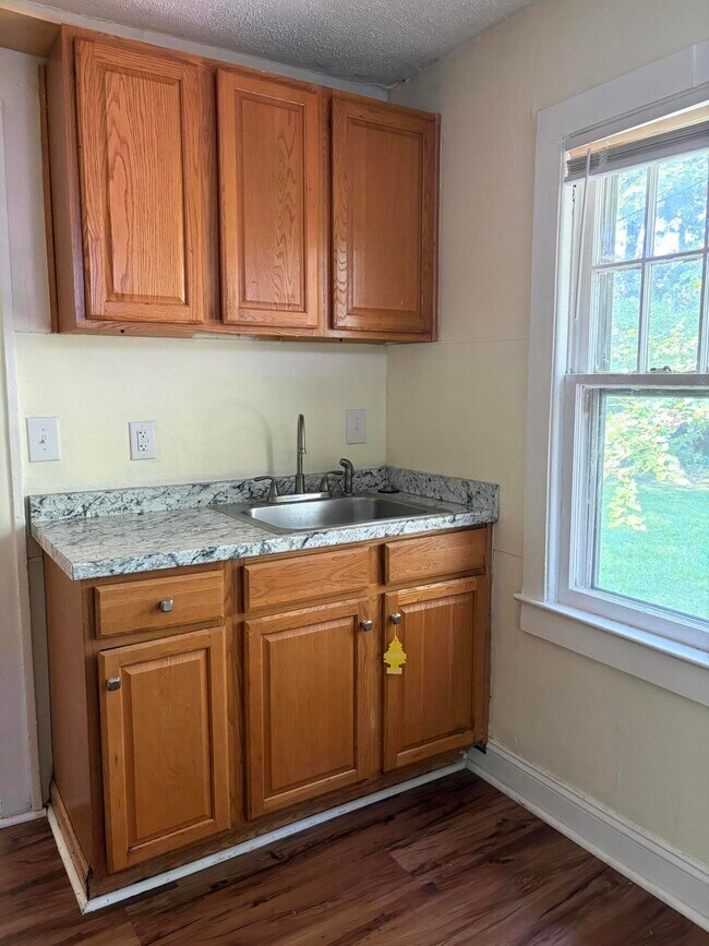 Building Photo - 3166 Platt Rd