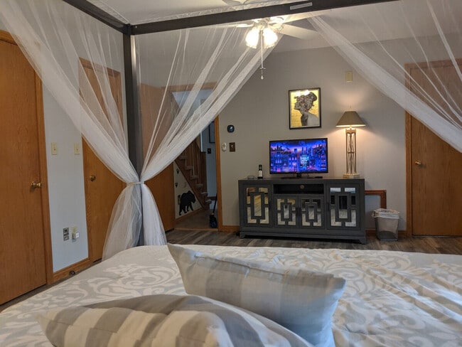 Building Photo - 66 Paquette Dr