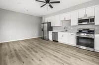 Building Photo - 2090 Kearney Ave
