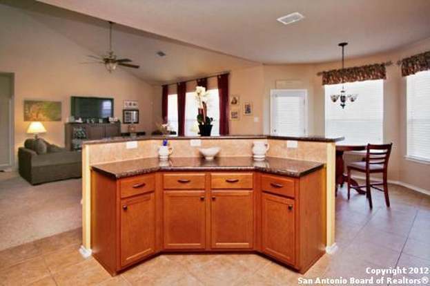 Building Photo - 5731 White Oak Cove