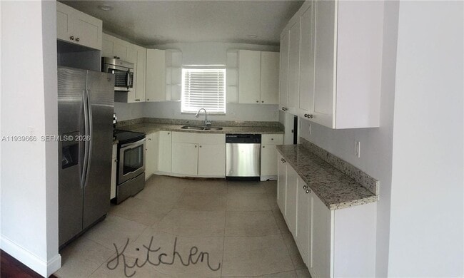 Building Photo - 1527 Adams St