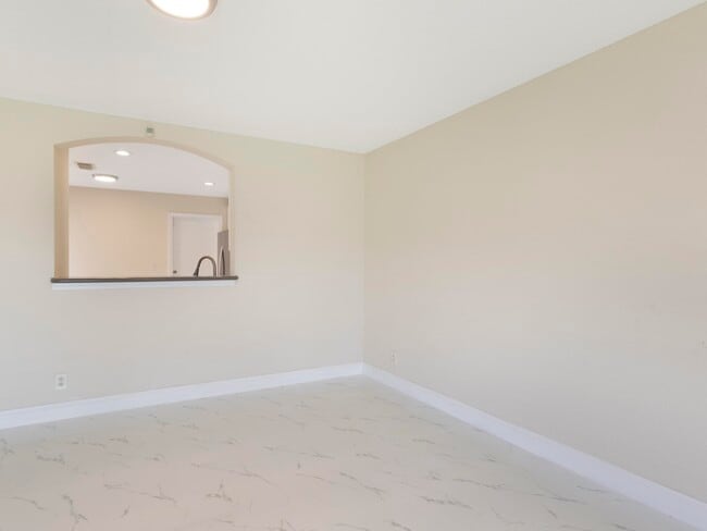 Building Photo - 6219 Eaton St