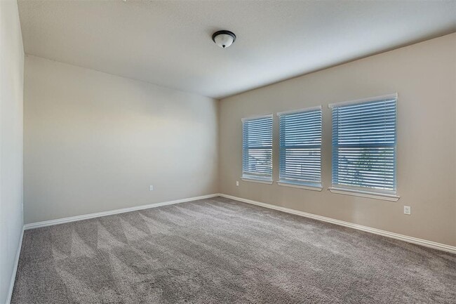 Building Photo - 8800 Sikes Way