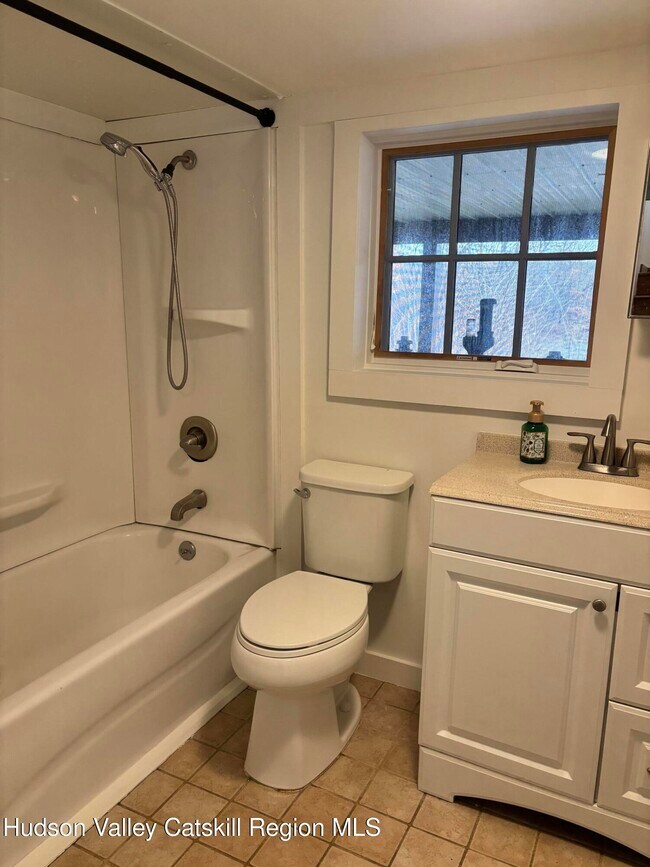 Building Photo - 9254 NY-22