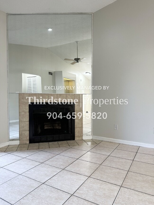 Building Photo - 7611 Indian Lakes Dr