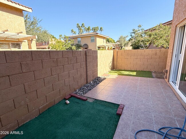 Building Photo - 10420 North 11th St