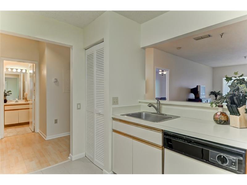 Building Photo - 2333 Feather Sound Dr