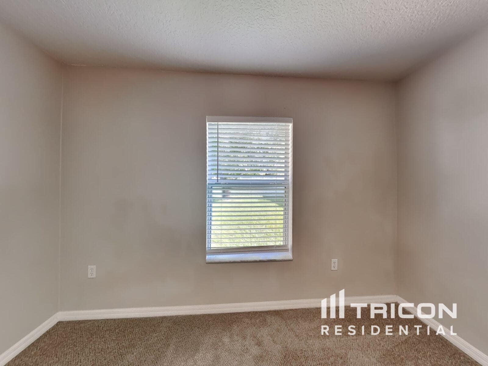 Building Photo - 128 Bud Hollow Dr