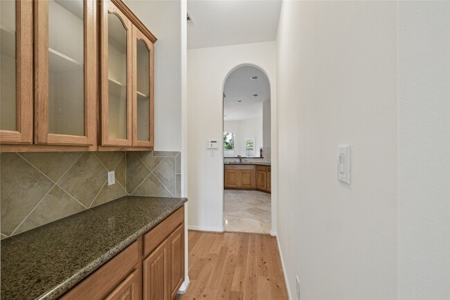 Building Photo - 4807 Wellington Way