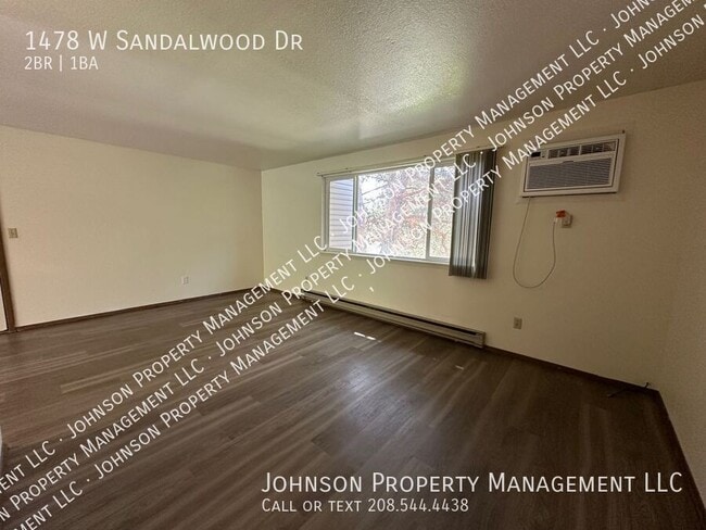 Building Photo - 1478 W Sandalwood Dr