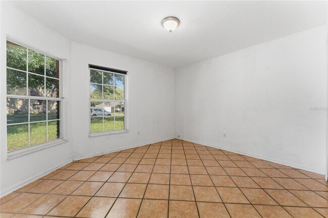 Building Photo - 3013 Barrymore Ct