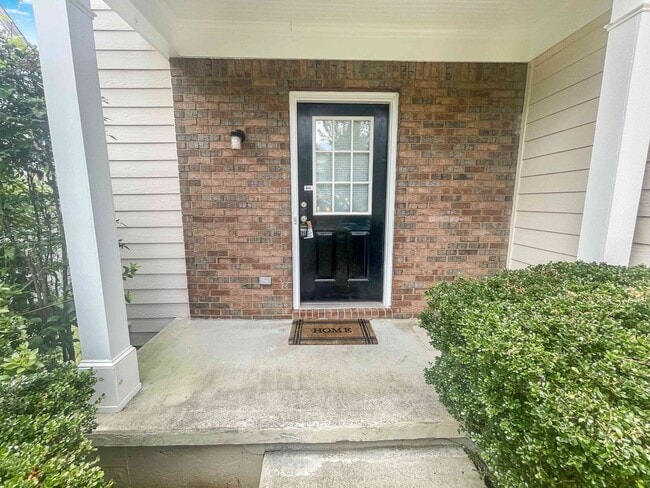 Building Photo - Alpharetta - 3BR - Finished Basement!