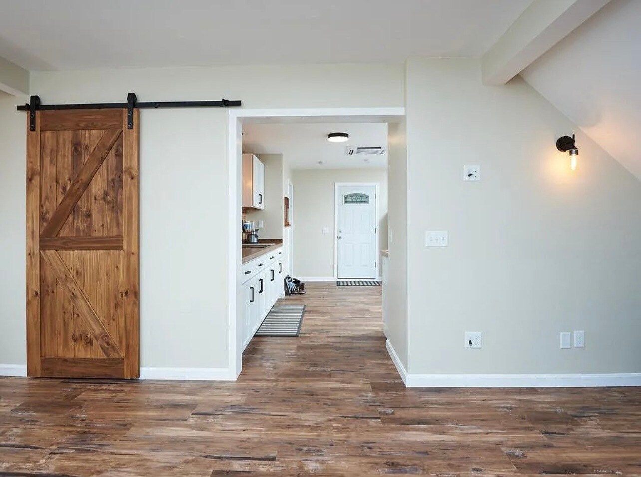 Building Photo - 42 Whipple St