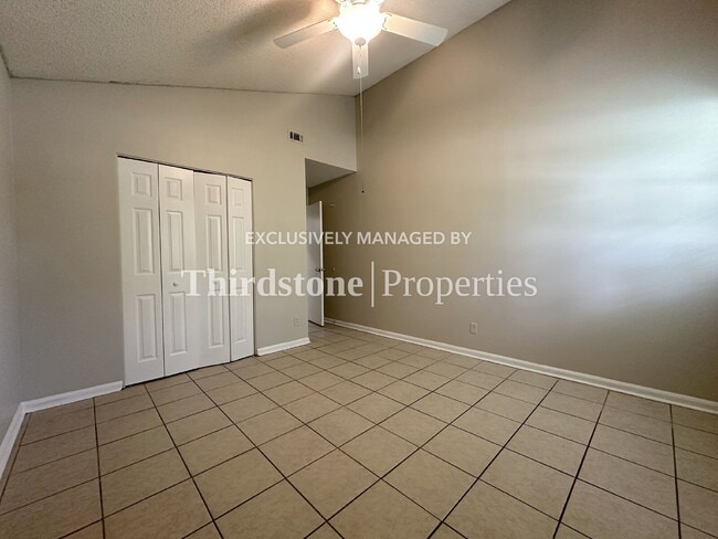 Building Photo - 8124 San Jose Manor Dr E