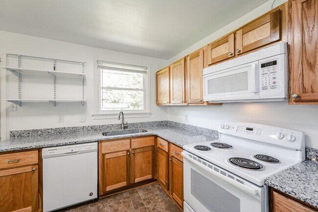 Building Photo - 9507 Stockbridge Dr