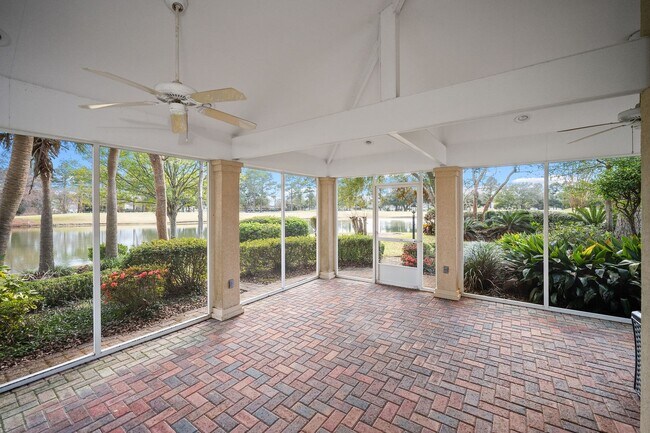 Building Photo - 601 Willow Point Ct