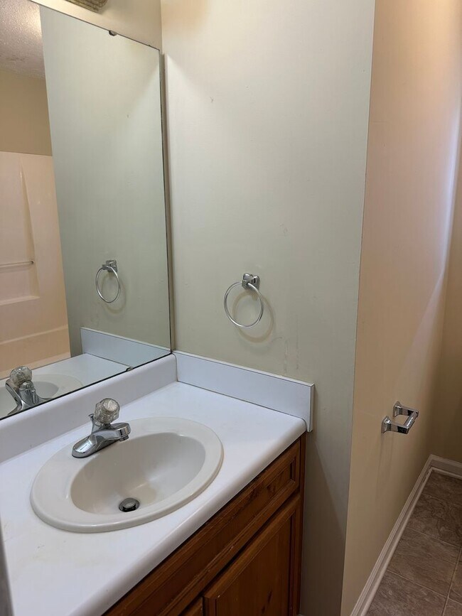 Building Photo - 4124 Sedgwyck Ln