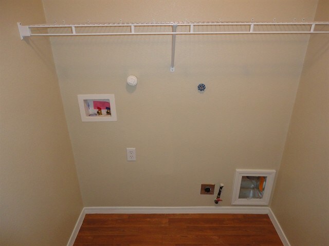 Building Photo - 1232 Maple Meadows Dr NE