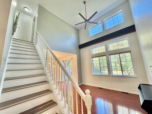 Building Photo - 58 W Briarwood Dr