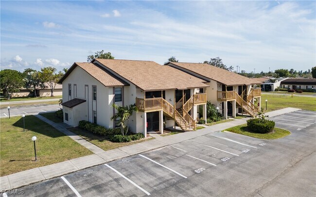 Building Photo - 9350 Lennex Ln