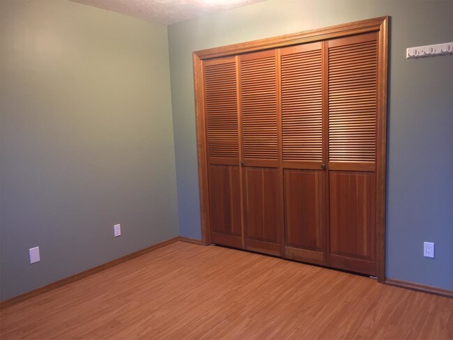 Building Photo - 1711 W Koch St