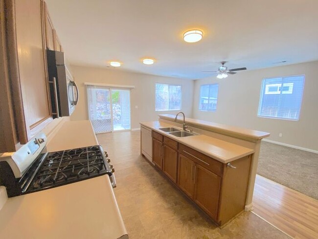 Building Photo - Sky Vista in Stead - Single Story Home wit...