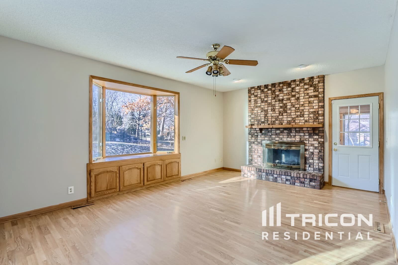 Building Photo - 4845 Orleans Ln N