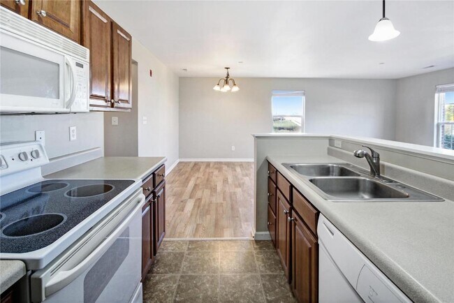 Building Photo - 329 Stonewall Creek Dr