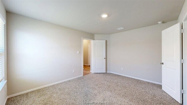 Building Photo - 5344 Samuel Run
