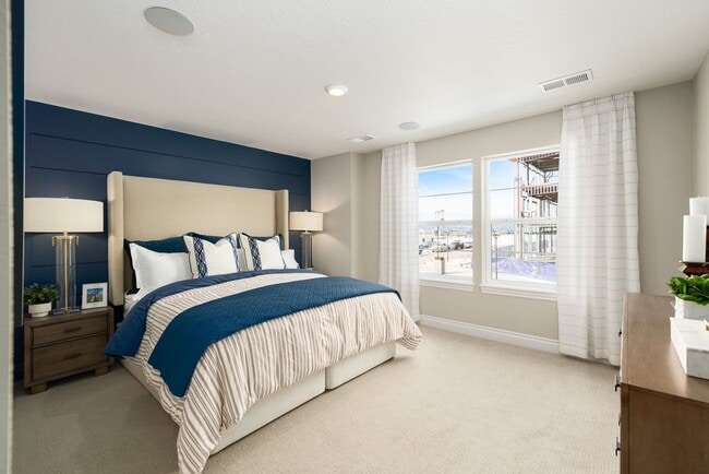 Building Photo - Beautiful 2-story modern townhome available for rent in booming Interquest & Voyager area
